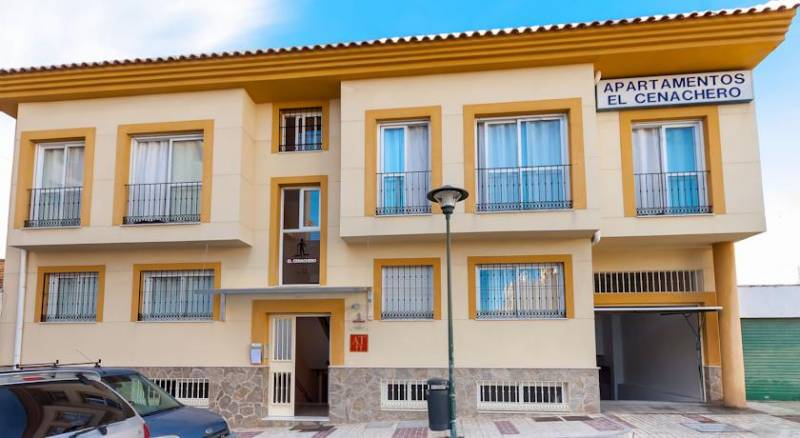 Apartamentos El Cenachero