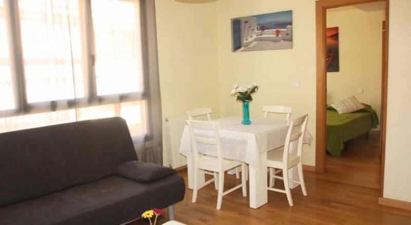 Apartamentos Rodriguez de Córdoba 3000