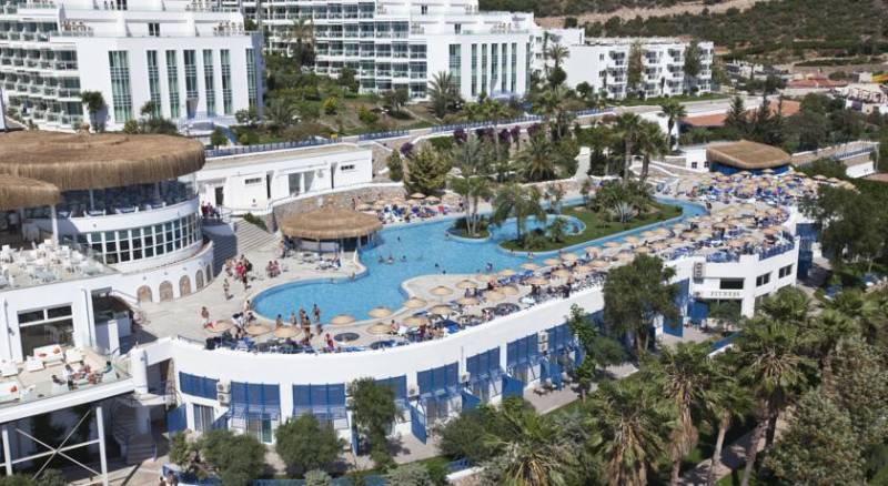 Bodrum Holiday Resort & Spa