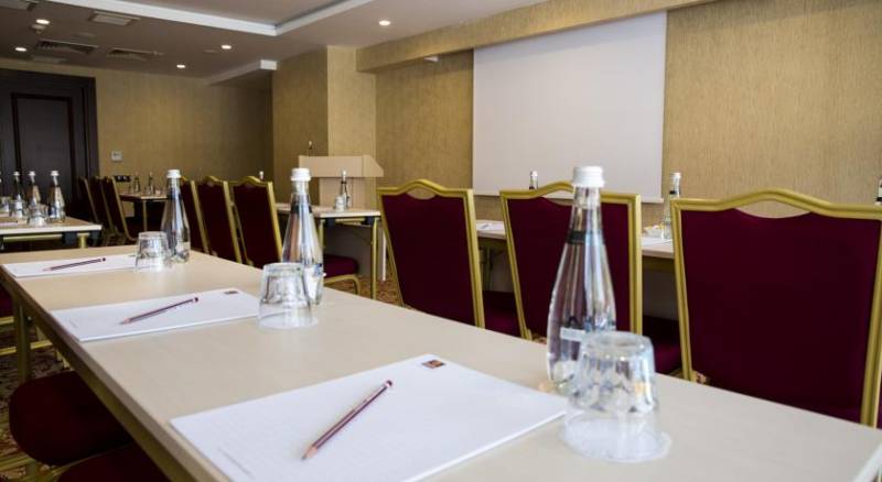 Clarion Hotel & Suites Istanbul Sisli