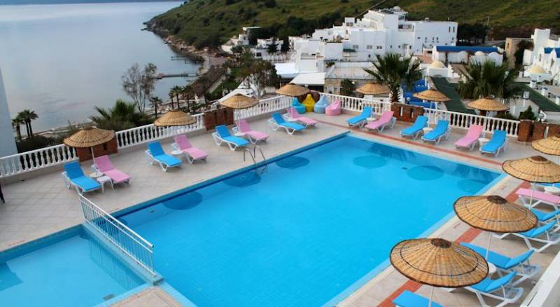 Dolce Bodrum Hotel