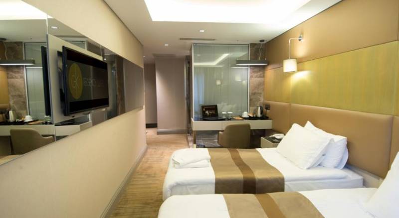 GK Regency Suites Hotel