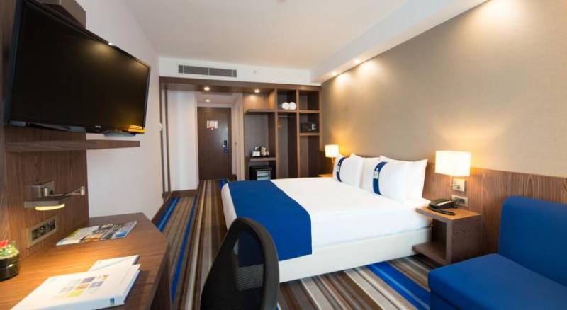 Holiday Inn Express Istanbul Airport