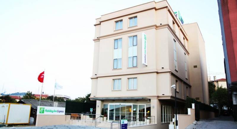 Holiday Inn Express Istanbul-Altunizade