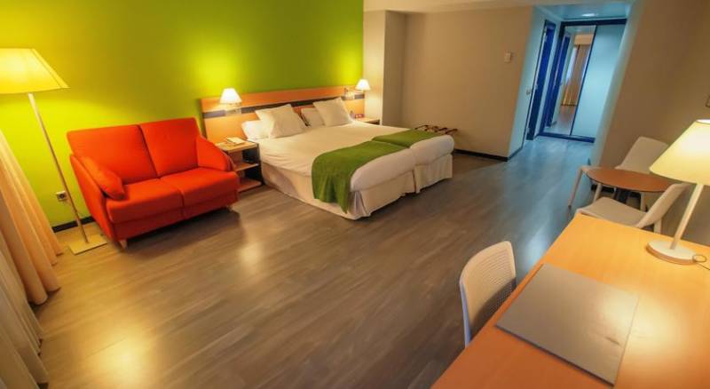 Ibis Styles Zaragoza Ramiro I