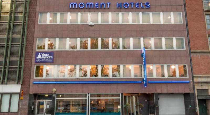 Moment Hotels