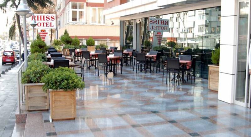 Rhiss Hotel Bostanci