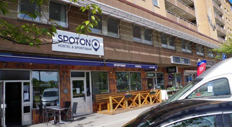 Spoton Hostel & Sportsbar