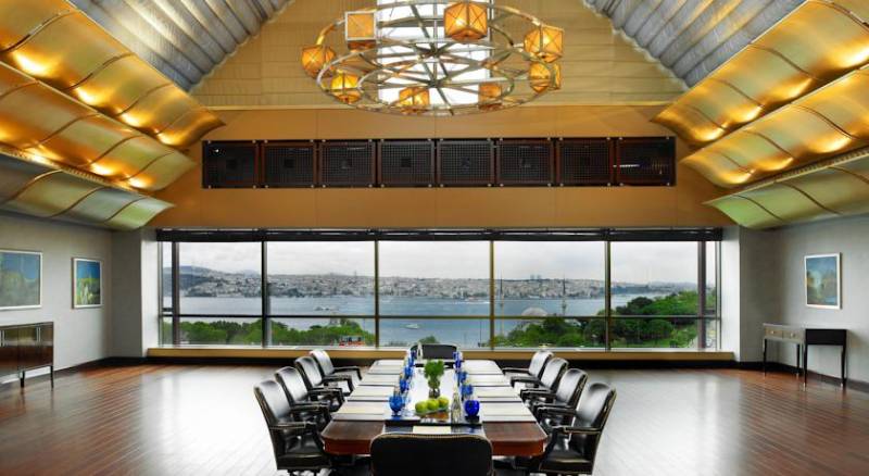 The Ritz-Carlton, Istanbul