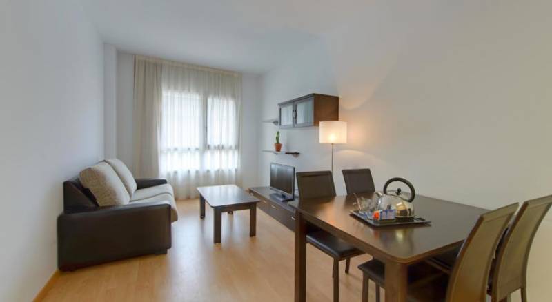 Tryp Madrid Airport Suites