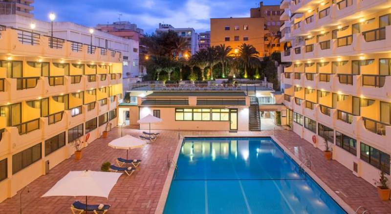 Tryp Palma Bosque Hotel