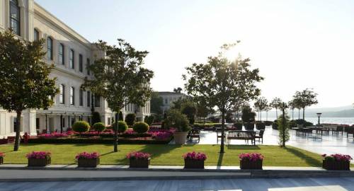 Four Seasons Hotel Istanbul at the Bosphorus