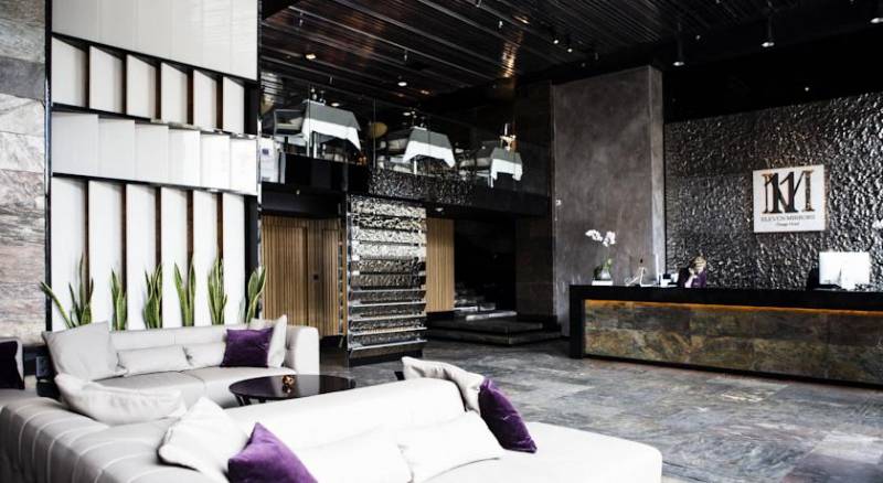 11 Mirrors Design Hotel
