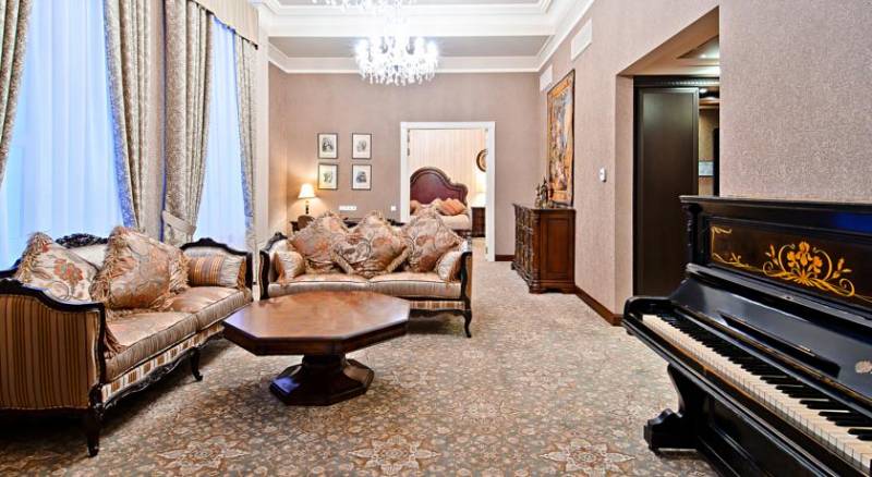 ALFAVITO Kyiv Hotel