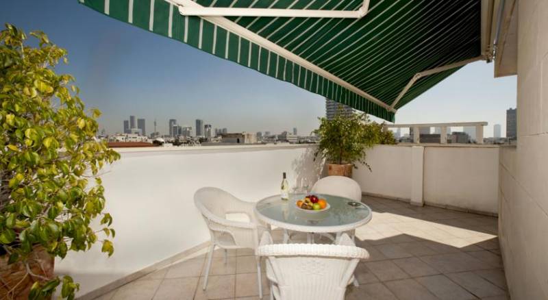 Dizengoff Suites