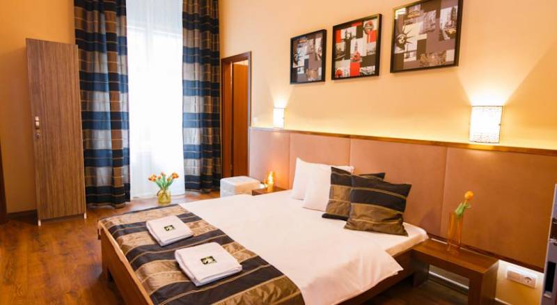 Full Moon Design Hostel Budapest