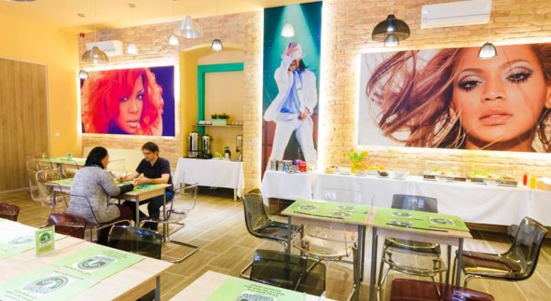 Full Moon Design Hostel Budapest