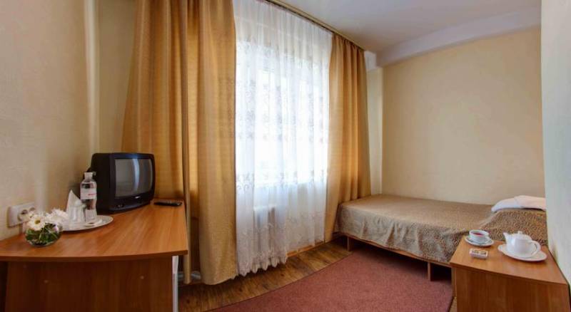 Holosiyvsky Hotel