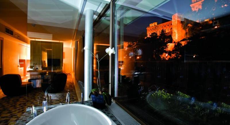 Lanchid 19 Design Hotel