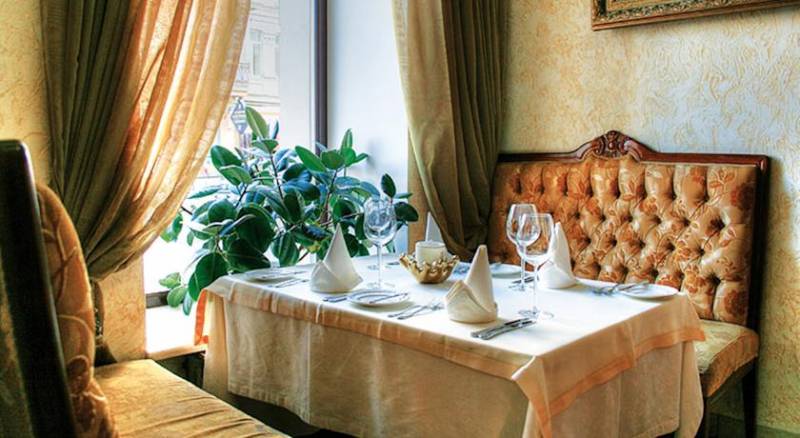Podol Plaza Hotel