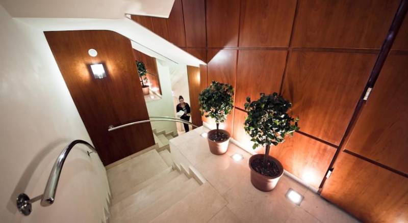 SeaNet Hotel