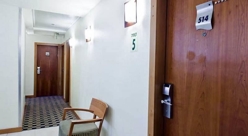 SeaNet Hotel