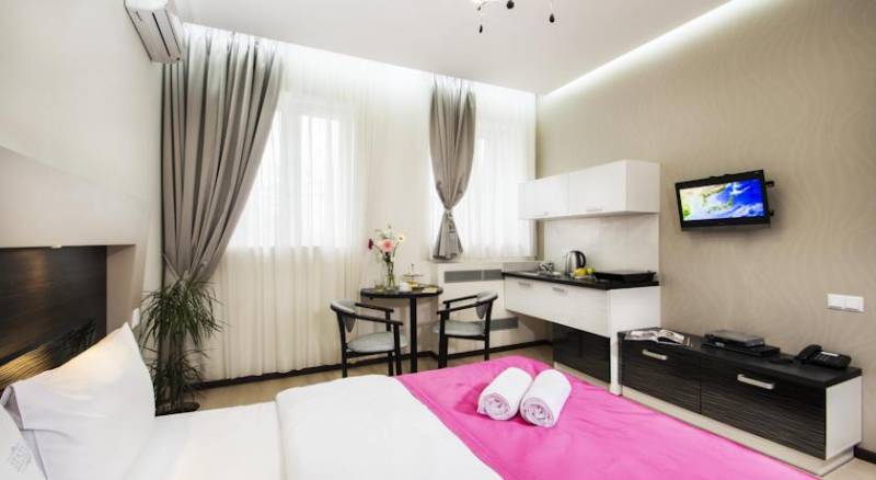 Status Apartments