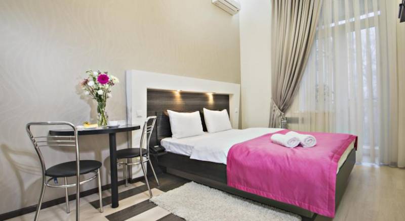 Status Apartments