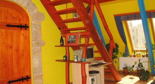 7x24 Central Hostel