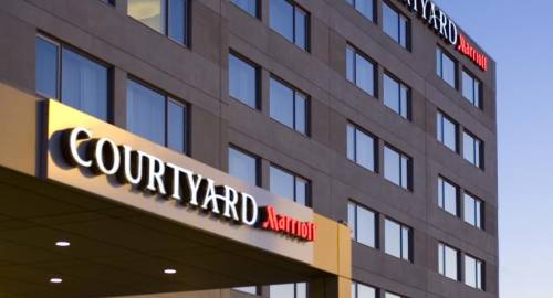 Courtyard by Marriott Montreal Airport