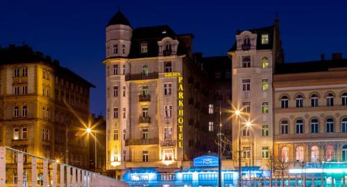 Golden Park Hotel