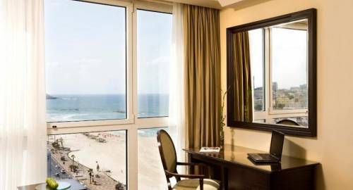 Park Plaza Orchid Hotel