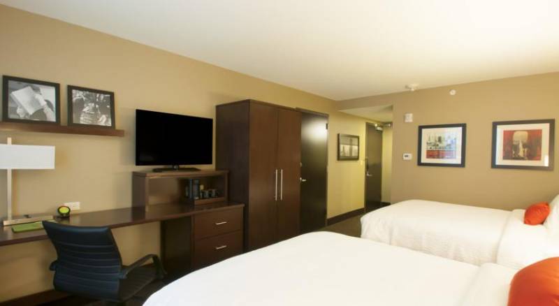 Courtyard by Marriott Times Square West