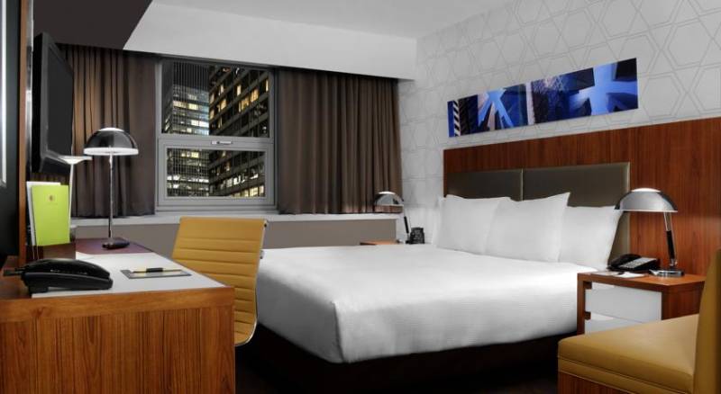 DoubleTree by Hilton Metropolitan New York City