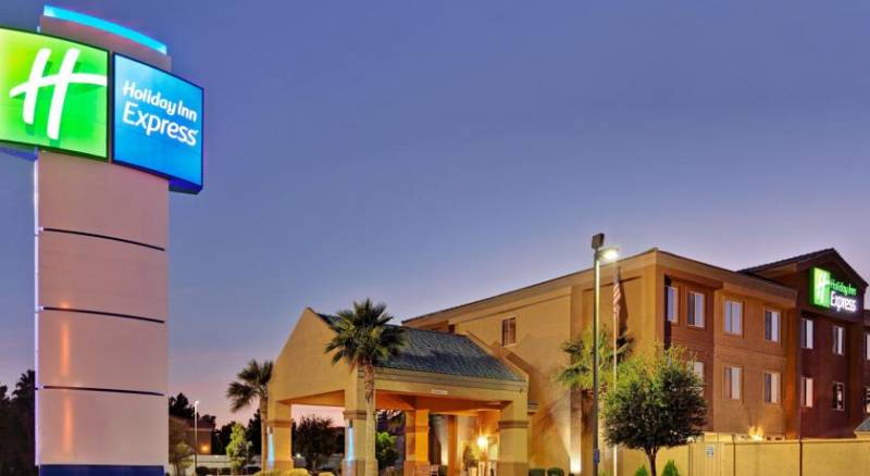 Holiday Inn Express Las Vegas-Nellis