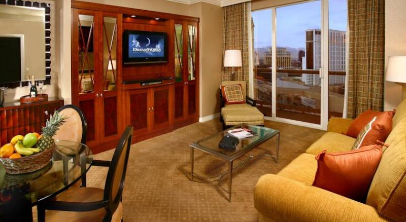 Luxury Suites International at The Signature