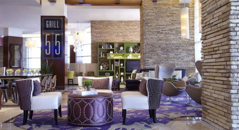 Renaissance Las Vegas Hotel