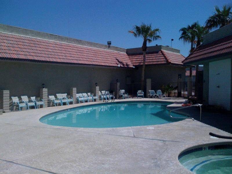 Siegel Slots and Suites