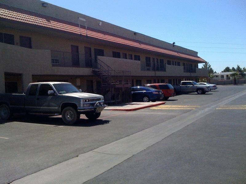 Siegel Slots and Suites