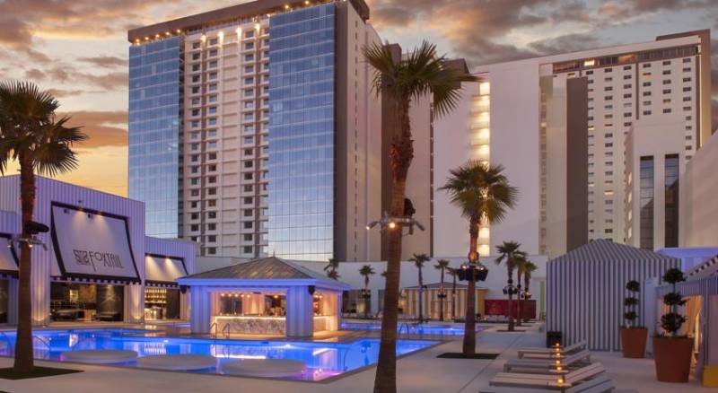 SLS Las Vegas, Tribute Portfolio by Starwood