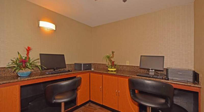 Best Western Plus Suites Hotel - LAX