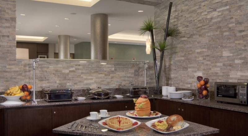 Best Western Premier Miami International Airport Hotel & Suites