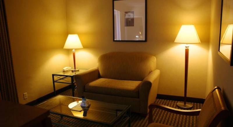 Best Western Royal Palace Inn & Suites