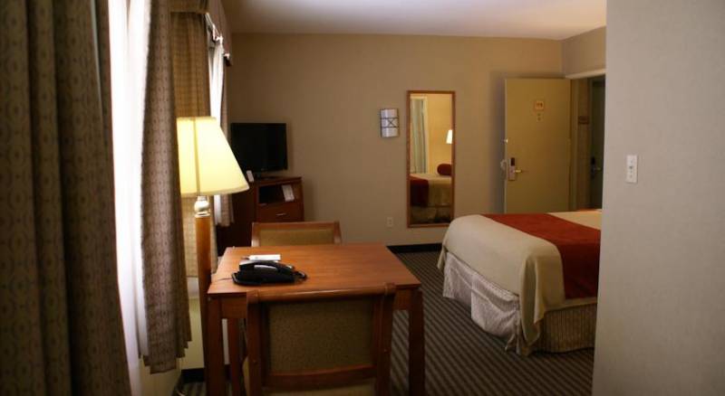 Best Western Royal Palace Inn & Suites