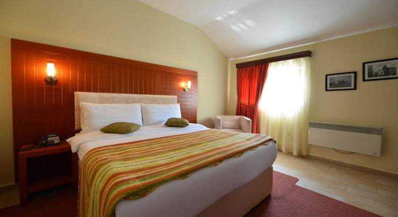 City Hotel Tirana