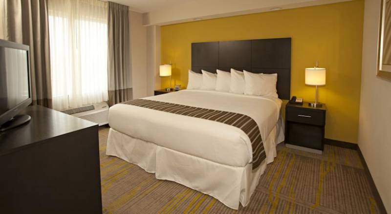 Comfort Suites Miami Airport North