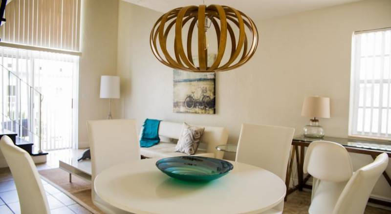 Coral Reef Luxury Suites Key Biscayne Miami