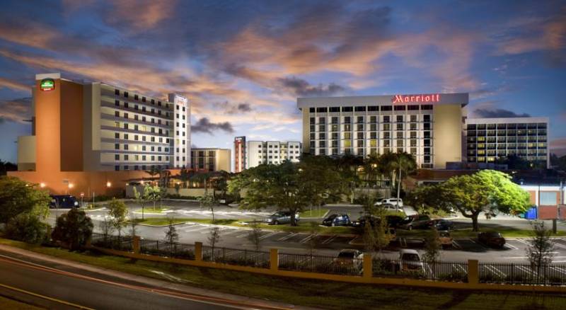 Courtyard Miami Airport