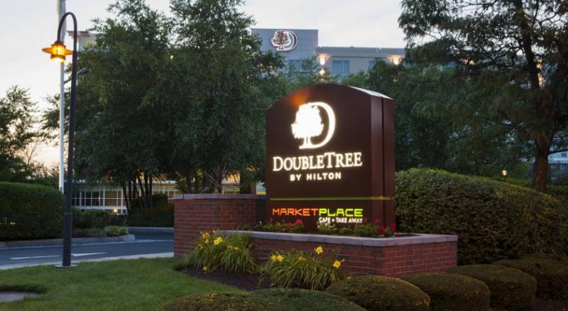 DoubleTree Club by Hilton Hotel Boston Bayside