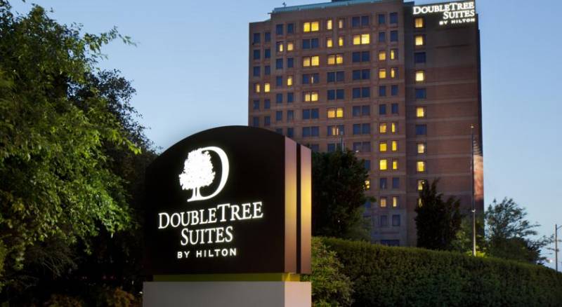 DoubleTree Suites by Hilton Hotel Boston - Cambridge